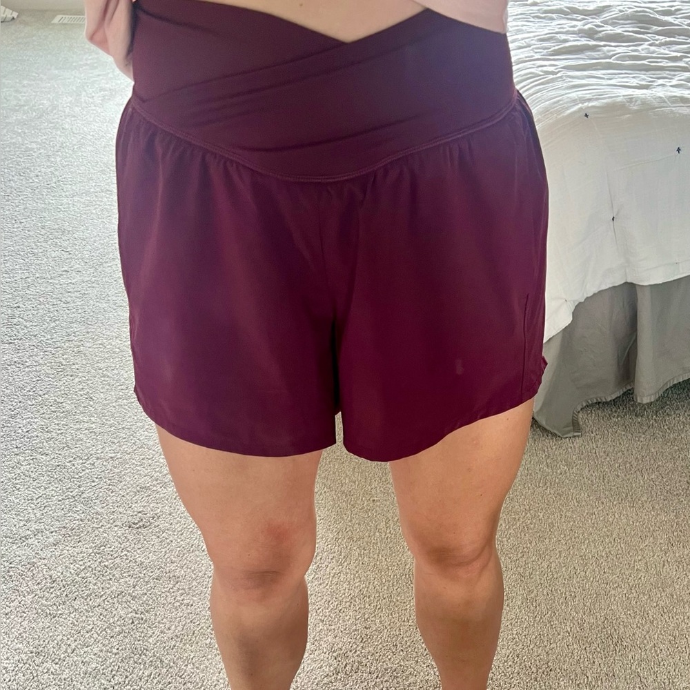 HALARA Red Athletic Shorts Lightweight Moisture-Wicking Comfy Size Small